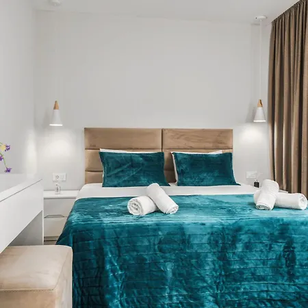 Valeria Private Villa